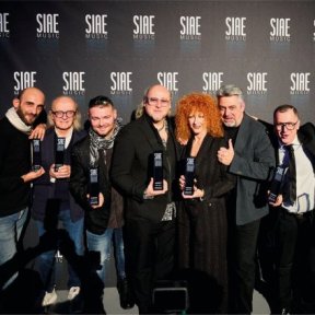 Afrodite -SIAE Music Awards  vincitrice nella categoria Locali da ballo con Musica dal vivo - Orchestra Rossella Ferrari